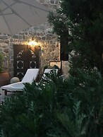 Saint Artemios Hotel and Oriental Suites