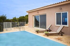 Magganos Sunset Villas