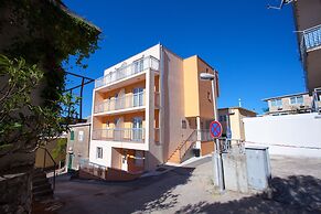 Villa MIA