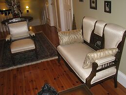 Clyde Hall Bed and Breakfast