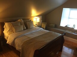 Clyde Hall Bed and Breakfast