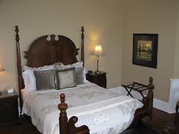 Clyde Hall Bed and Breakfast