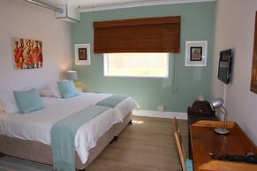Dolphin Inn Guest House