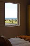 Dolphin Inn Guest House