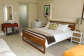 Dolphin Inn Guest House
