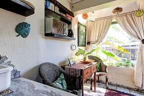 Strand Guesthouse - Hostel