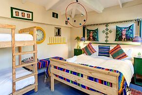 Strand Guesthouse - Hostel