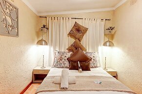 Strand Guesthouse - Hostel