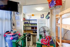 Strand Guesthouse - Hostel