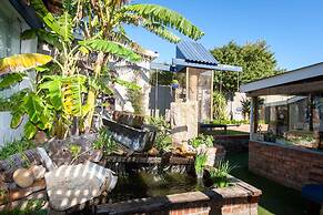 Strand Guesthouse - Hostel