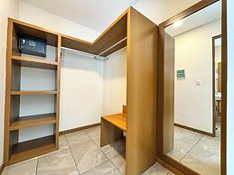 Hotel Grand Fifty Suites