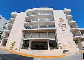 Hotel Grand Fifty Suites