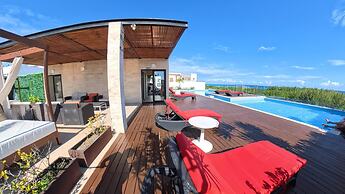Hotel Grand Fifty Suites