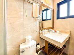 Hotel Grand Fifty Suites