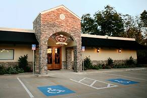 Two Hearts Inn