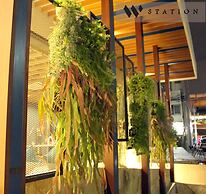 W Station