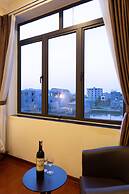 The Melbourne Hotel