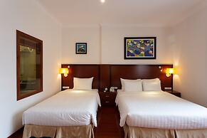 The Melbourne Hotel