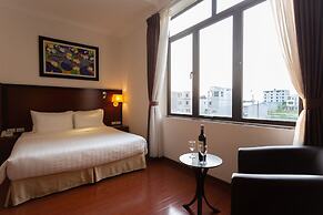 The Melbourne Hotel