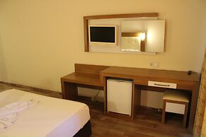 Mitos App & Hotel
