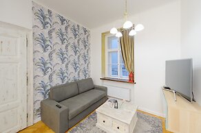 Pinkova Apartments