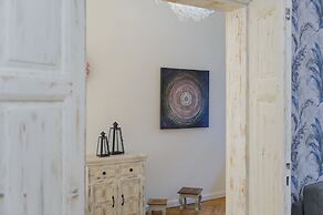 Pinkova Apartments