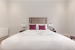 Destiny Scotland Chisholm Hunter Suites