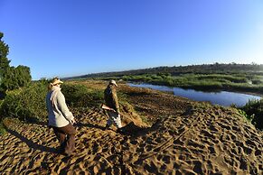 Mtomeni Safari Camp