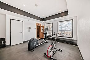 Grande Cache Inn and Suites