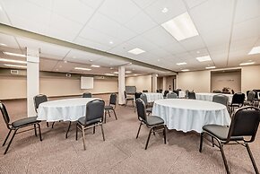 Grande Cache Inn and Suites