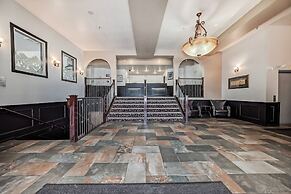 Grande Cache Inn and Suites