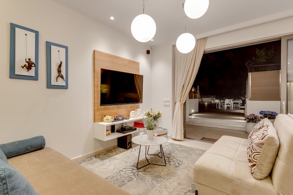 Angels Suites