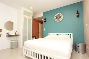 Boutique Summer House