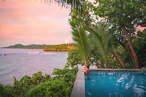Savasi Island Resort