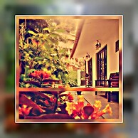 Kandy Waters Hotel