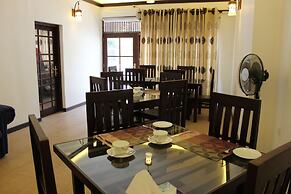 Kandy Waters Hotel