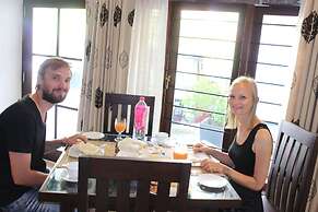 Kandy Waters Hotel