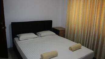 Kandy Waters Hotel
