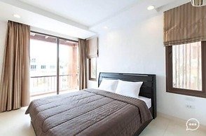 Las Tortugas Condominium