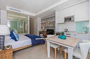 Sandton Skye Apartment - 616