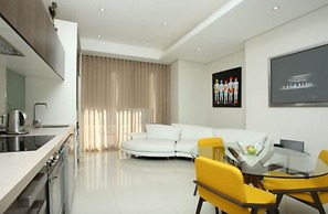 Sandton Skye Apartment - 616