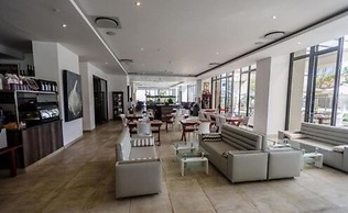Sandton Skye Apartment - 616