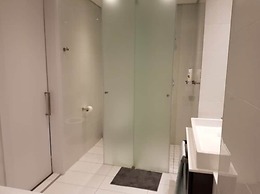 Sandton Skye Apartment - 616