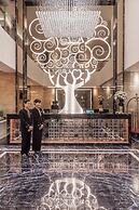 Grand Viveana Hotel