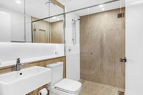 Breeze Apartment 801