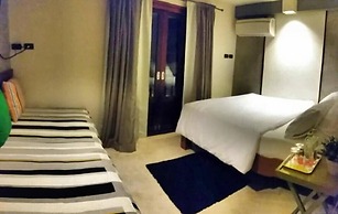 Chic Chiangkhan Hotel