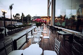 Sunrise Hotel