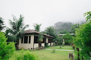 Siddhartha Riverside Resort