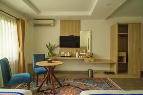 Siddhartha Riverside Resort