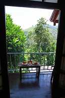 Ella Grand View